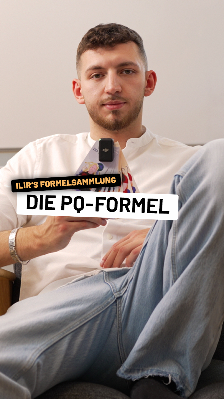 Ilirs Formelsammlung: pq-Formel

Die PQ Formel brauchst du, um die Nullstellen einer quadratischen Funktion zu berechnen.
Wichtig ist, dass du die quadratische Funktion zuerst in die Normalform bringst.

Merke dir:
✅ p ist die Zahl vor dem x
✅ q ist die Zahl ohne Variable

Wenn du diese Schritte beherrschst, kannst du viele Aufgaben zu Nullstellen sicher lösen.

Die komplette Formelsammlung findest du über den Link in der Bio.
Speichere dir das Reel, damit du die PQ Formel vor der nächsten Matheprüfung jederzeit wiederfindest.

#Mathe #PQFormel #QuadratischeFunktion #Nullstellen #Mathelernen
