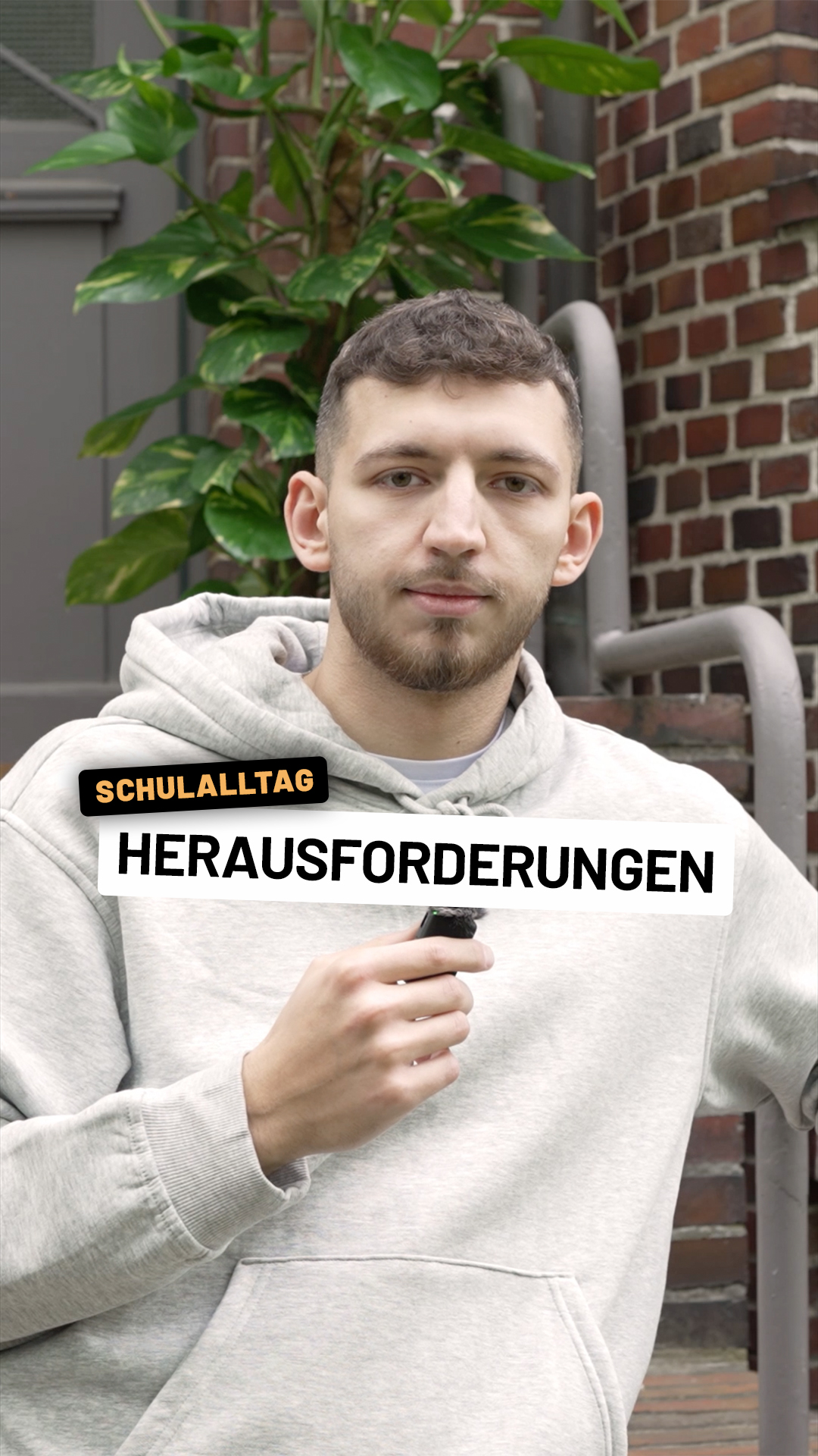 Was nervt dich im Schulalltag so richtig? 👀

Denn auch wenn Unterrichten unglaublich viel Spaß machen kann, läuft natürlich nicht immer alles rund.
Ob Technik, Didaktik oder kleine Alltagsprobleme manchmal sind es die kleinen Dinge im Alltag, die unnötig Zeit und Nerven kosten. 😅

Genau diese Herausforderungen möchte ich sammeln. 
💬 Welche Probleme begegnen euch im Unterricht oder Schulalltag immer wieder?

Ich sammle eure Ideen und versuche, Lösungen dafür zu entwickeln 💡

#Lehrkräfte #Schulalltag #Unterricht #Schule #Unterrichtsideen